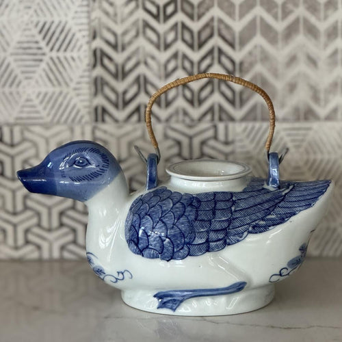 Vintage Blue & White Porcelain Duck Teapot – Hand-Painted Chinoiserie Style